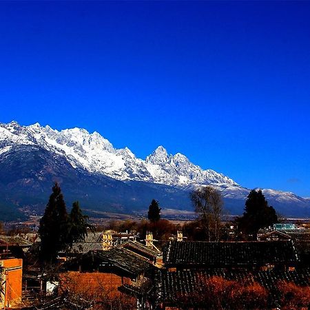 Lijiang Baisha Free Time Designed Hotel Exterior foto
