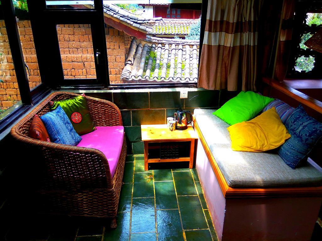Lijiang Baisha Free Time Designed Hotel Exterior foto